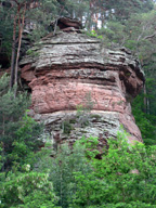 Bild Dahn typischer Felsen.jpg